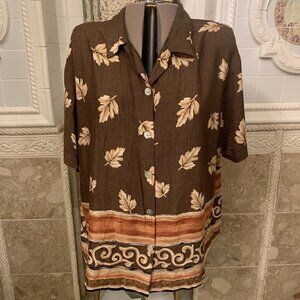 Paquette. Sz 2X. Short Sleeve Button Up Shirt. Border Print. USA. Rayon. B89